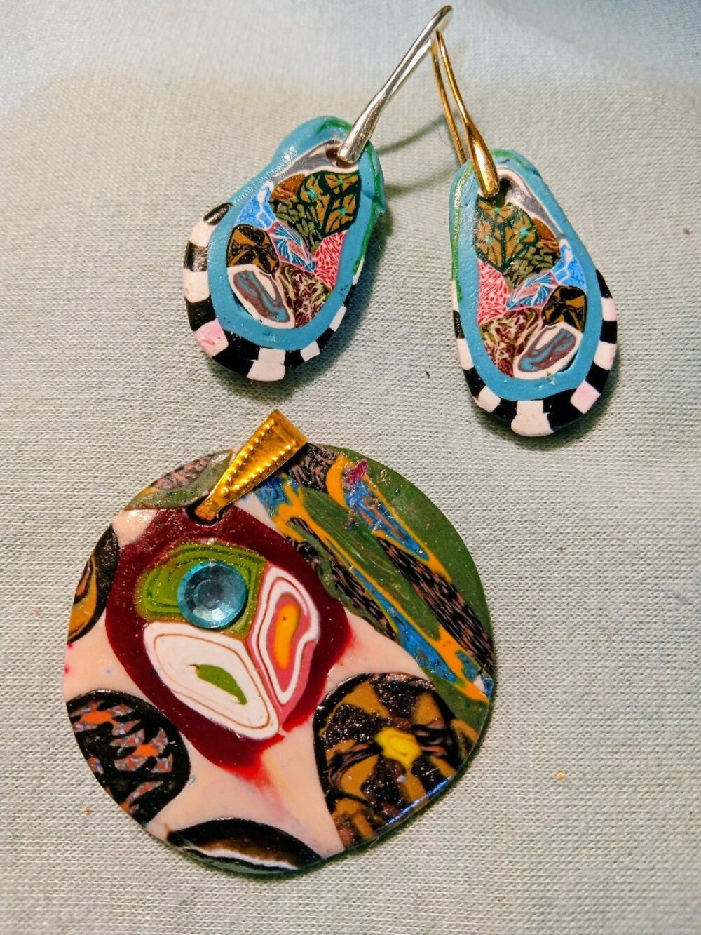 EARRING AND PENDANT